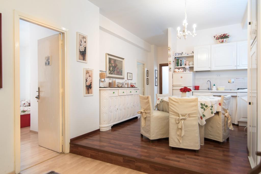 Le Rose B&B Rome Extérieur photo